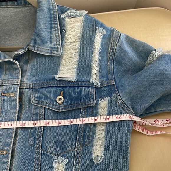 Oversized distressed ripped Front Pocket Denim jean Jacket M - Picture 3 of 5